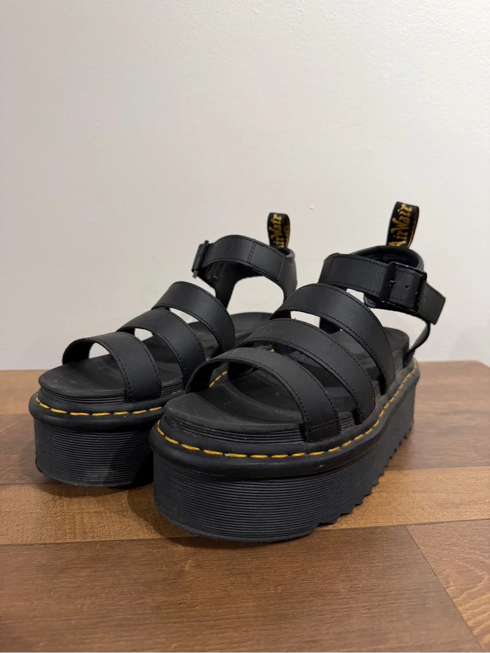 Dr. Marten- Black chunky Platform Strappy Sandals with Yellow Stitching - Women